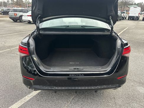 Used 2024 Nissan Sentra SV image 18
