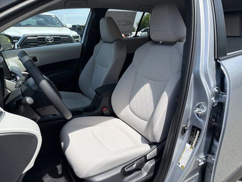 New 2026 Toyota Corolla Cross LE image 12