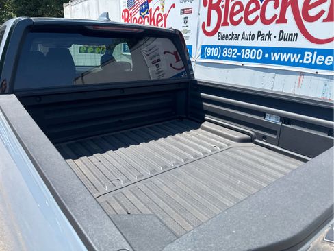 Used 2024 Honda Ridgeline Sport image 19