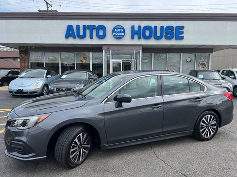 Used 2018 Subaru Legacy 2.5i Premium AWD/4WD image 3