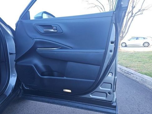 Used 2025 Toyota Crown XLE image 28