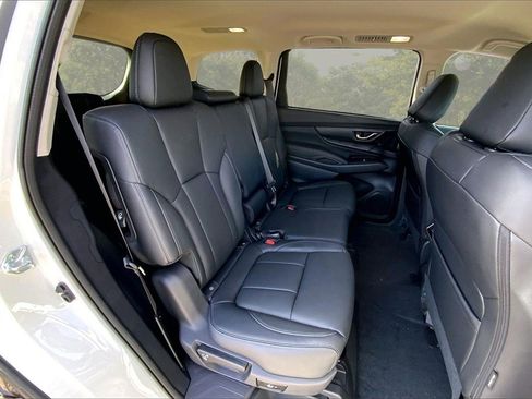 New 2026 Subaru Ascent Premium image 9