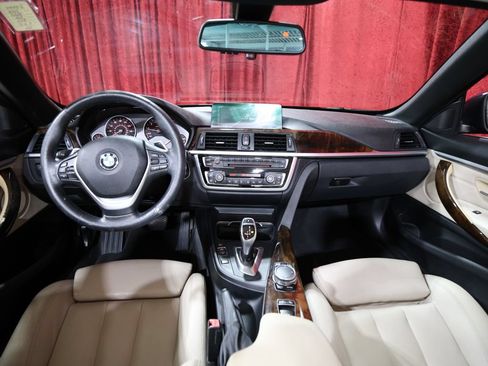 Used 2016 BMW 428i xDrive Convertible AWD/4WD image 17
