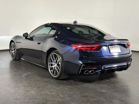 Used 2024 Maserati GranTurismo Trofeo image 5
