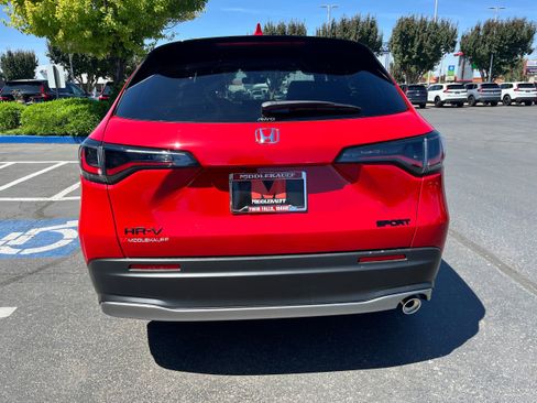 New 2026 Honda HR-V Sport image 7