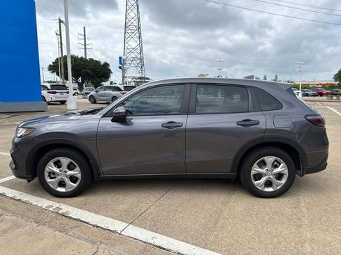 Used 2025 Honda HR-V LX image 4