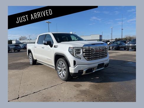 Used 2025 GMC Sierra 1500 Denali w/ Denali Reserve Package image 1