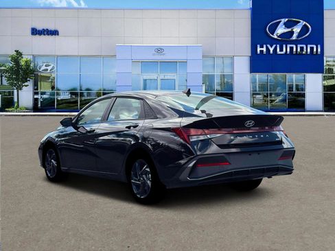 New 2026 Hyundai Elantra Sport FWD image 5