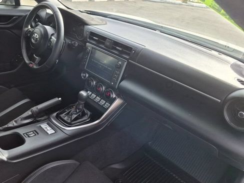 Used 2024 Toyota GR86 Premium RWD image 6