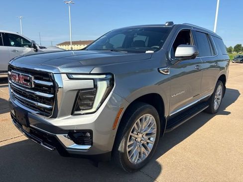 Used 2026 GMC Yukon Elevation AWD/4WD image 7