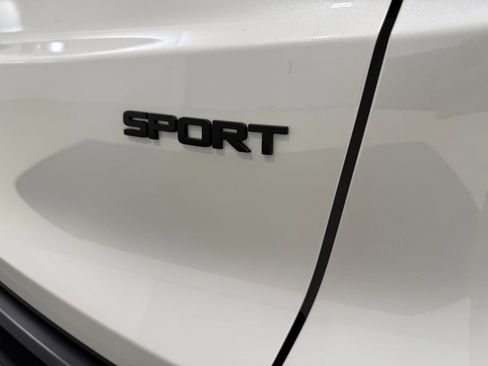 Used 2025 Honda CR-V Sport image 12