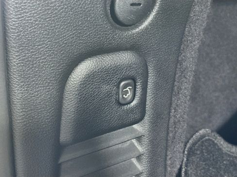 Used 2025 Dodge Durango GT w/ Blacktop Package RWD image 29