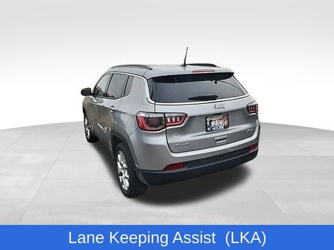 Used 2022 Jeep Compass Latitude image 6