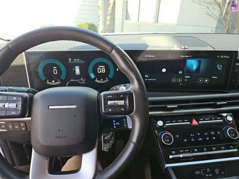 Used 2024 Hyundai Santa Fe XRT image 5