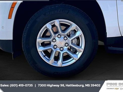 Used 2025 Chevrolet Tahoe LT image 7