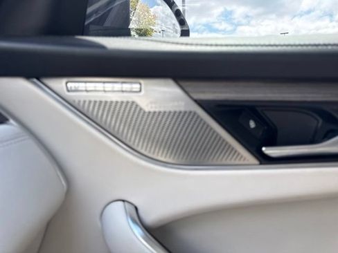 Used 2022 Jaguar F-PACE S AWD/4WD image 19
