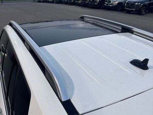 Used 2014 Mercedes-Benz GLK 350 4MATIC image 14