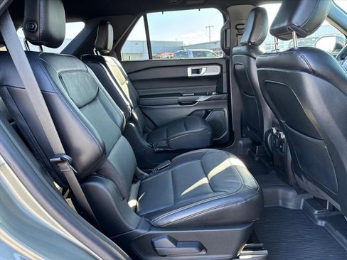 Used 2020 Ford Explorer Limited w/ Class III Trailer Tow Package image 13