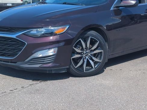 Used 2020 Chevrolet Malibu RS FWD image 2