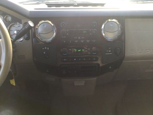 Used 2008 Ford F250 Lariat image 32