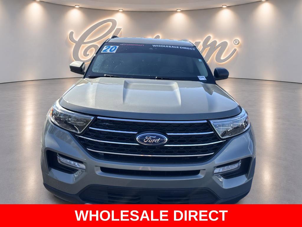 Used 2020 Ford Explorer XLT w/ Equipment Group 202A AWD/4WD image 8