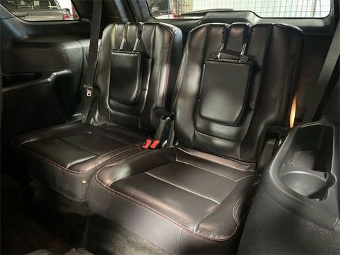 Used 2018 Ford Explorer Sport w/ Equipment Group 401A image 24