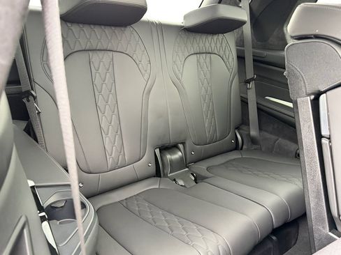 Used 2024 BMW X7 M60i w/ Executive Package AWD/4WD image 10