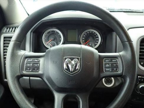 Certified 2018 RAM 1500 Express w/ Express Value Package AWD/4WD image 39