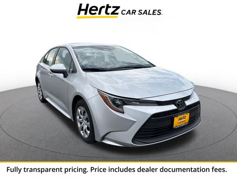 Used 2025 Toyota Corolla LE FWD image 1
