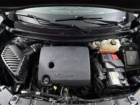 Used 2018 Chevrolet Traverse Premier w/ Driver Confidence II Package image 41