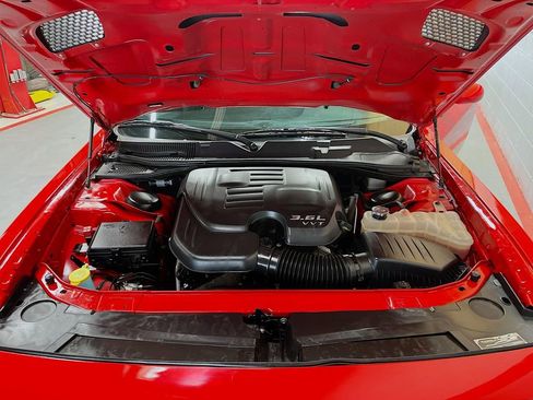 Used 2023 Dodge Challenger GT AWD/4WD image 28