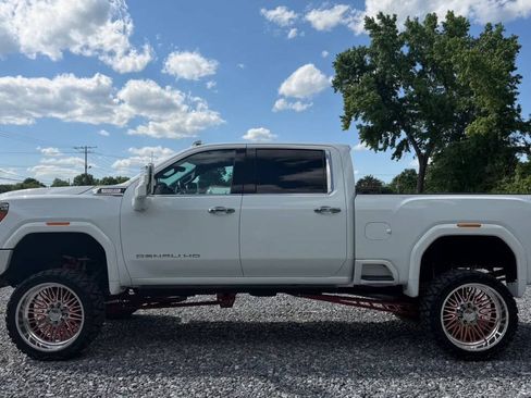 Used 2020 GMC Sierra 2500 Denali w/ Denali Ultimate Package AWD/4WD image 4