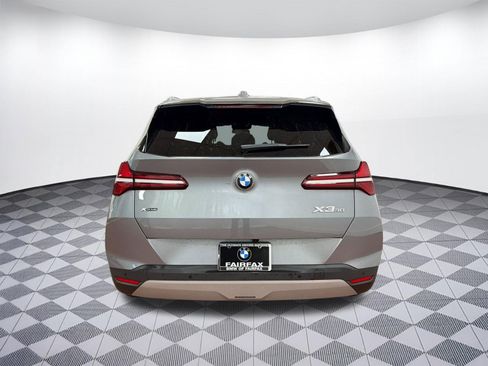 Used 2025 BMW X3 xDrive30i w/ Premium Package image 10