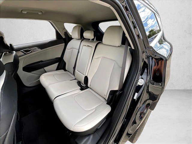 Used 2023 Kia Sportage EX FWD image 27