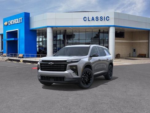 New 2026 Chevrolet Traverse LT w/ Midnight/Sport Edition FWD image 8