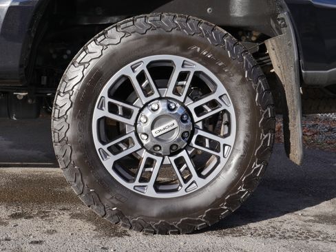 Certified 2024 Ford F350 Limited image 23