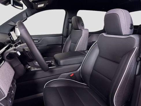 New 2026 GMC Sierra EV Elevation image 20