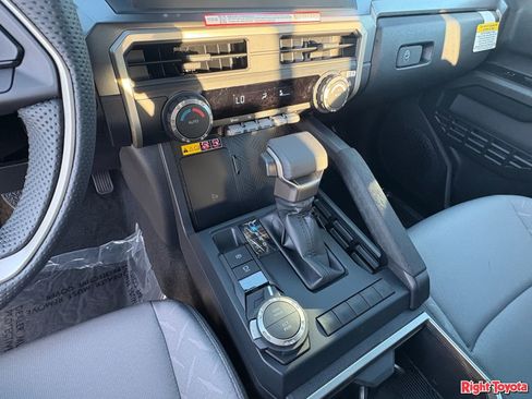 New 2026 Toyota Tacoma SR5 AWD/4WD image 23