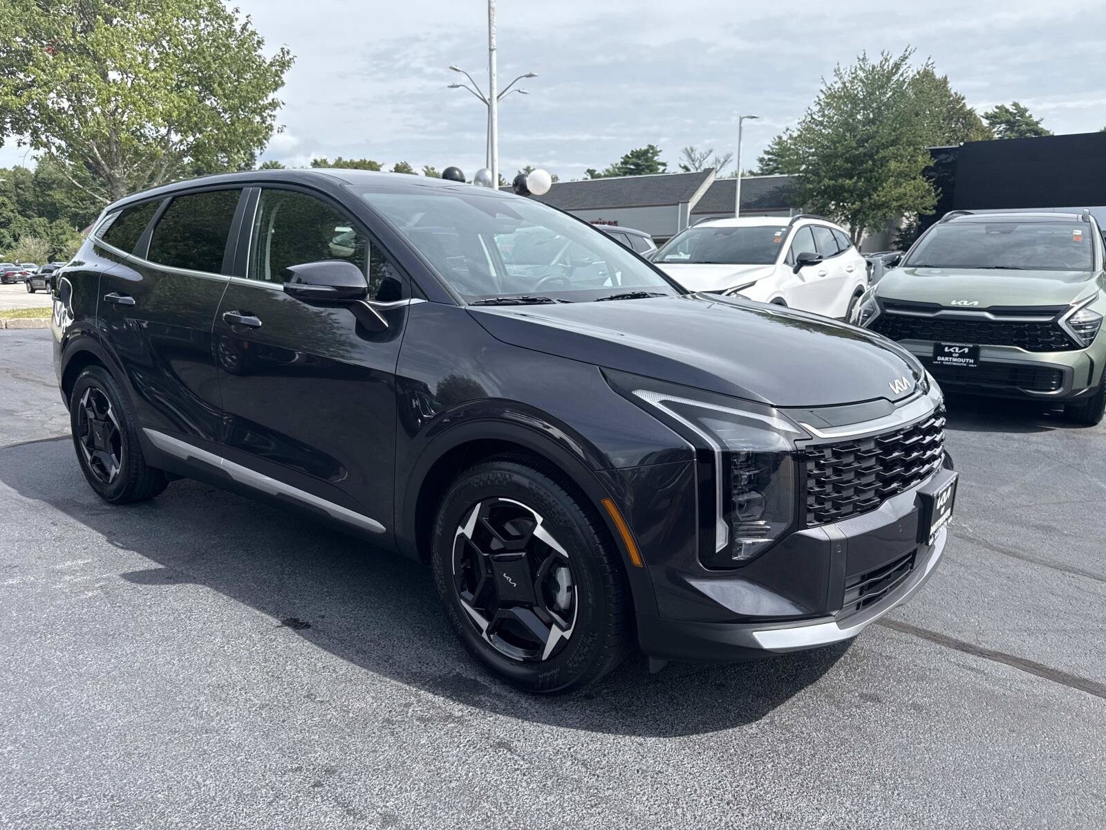 Used 2026 Kia Sportage EX FWD image 11