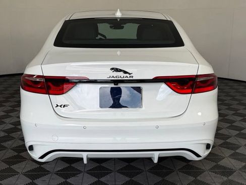 Certified 2023 Jaguar XF R-Dynamic SE AWD/4WD image 7