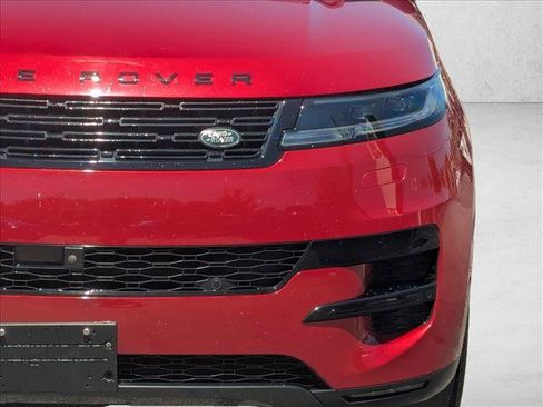 Used 2025 Land Rover Range Rover Sport SE AWD/4WD image 8