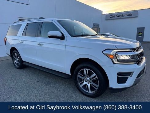 Used 2024 Ford Expedition Max Limited image 3