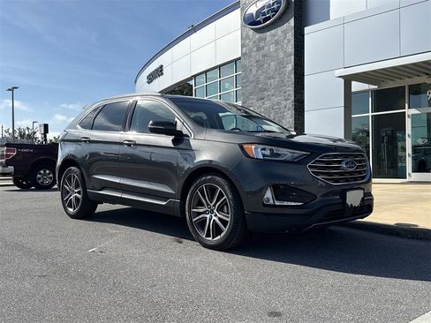 Used 2020 Ford Edge Titanium w/ Cargo Accessory Package image 10