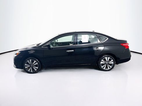 Used 2019 Nissan Sentra SV w/ Special Edition Package image 4
