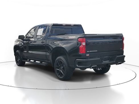 Used 2024 Chevrolet Silverado 1500 LT Trail Boss w/ Convenience Package II image 3