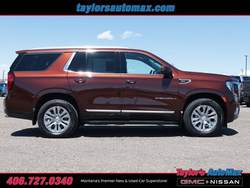 Used 2023 GMC Yukon Denali w/ LPO, Floor Liner Package AWD/4WD image 3