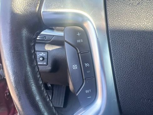 Used 2017 Chevrolet Traverse LT AWD/4WD image 16