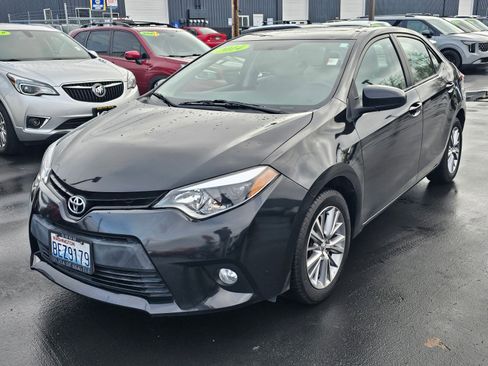 Used 2014 Toyota Corolla LE image 3