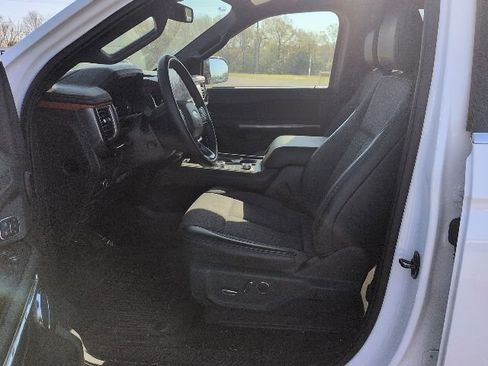 Used 2024 Ford Expedition Timberline image 11