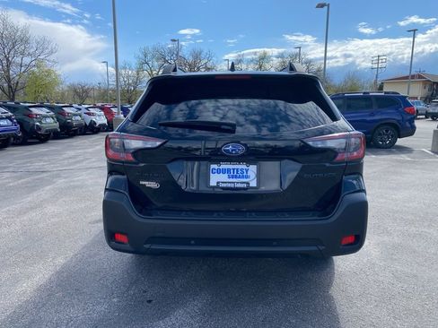 Certified 2025 Subaru Outback Onyx Edition AWD/4WD image 6